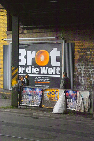 Brot und Spiele